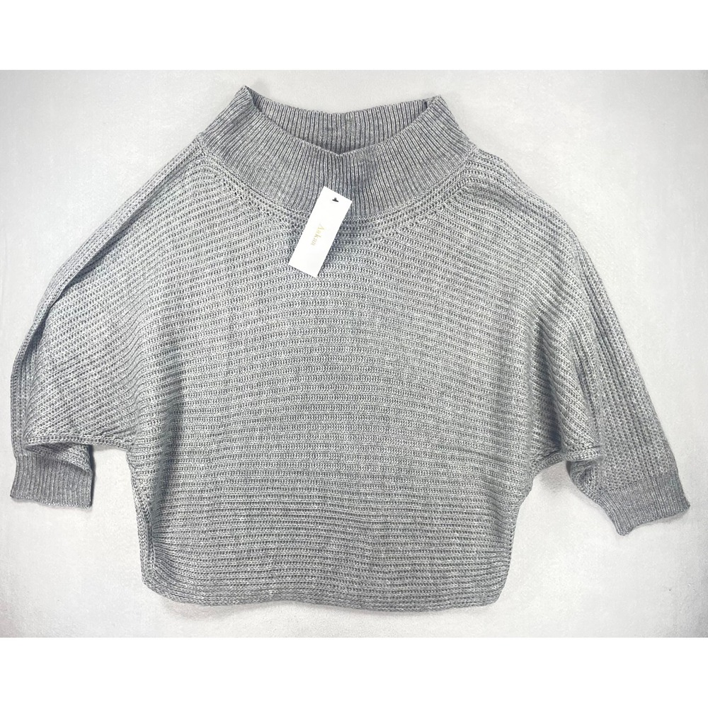 Aakaa Sweater Women 100% Acrylic Relaxed Gray Small NWT